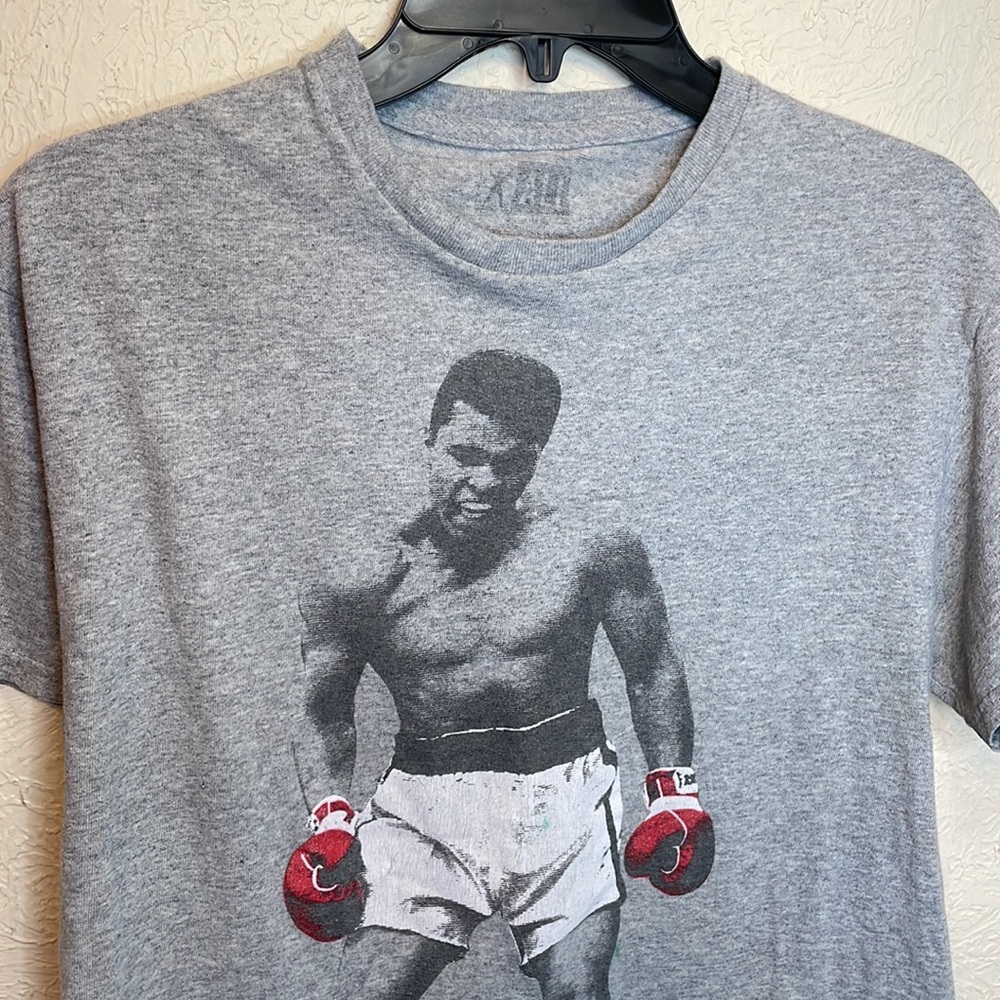 Ali Muhammad Ali Gray T-shirt